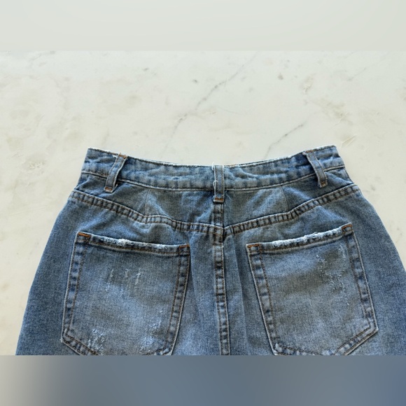 Superdown - Picture 4 of 8